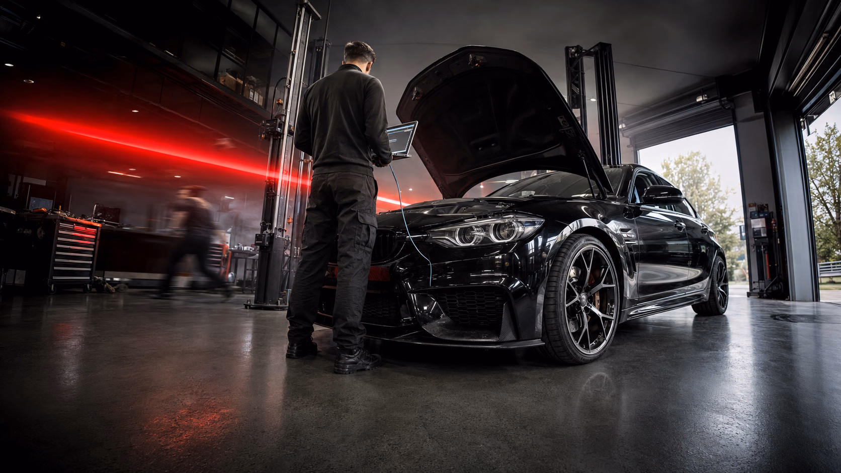 Automobile sportive contrôlée dans l’atelier SC PERF